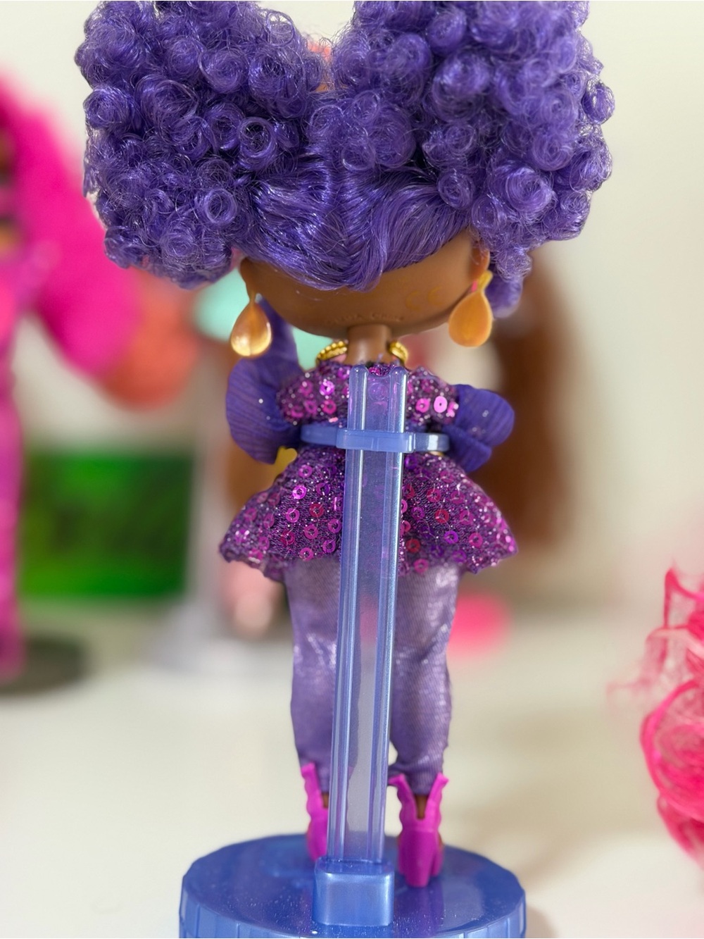 L.O.L. Surprise! Dolls with Pink, Purple, Mint & Blonde Hair - Picture 3 of 7
